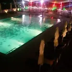 Charming Apartment, Sea View Durres 골렘