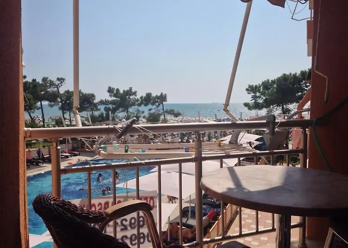 Charming Apartment, Sea View Durres *